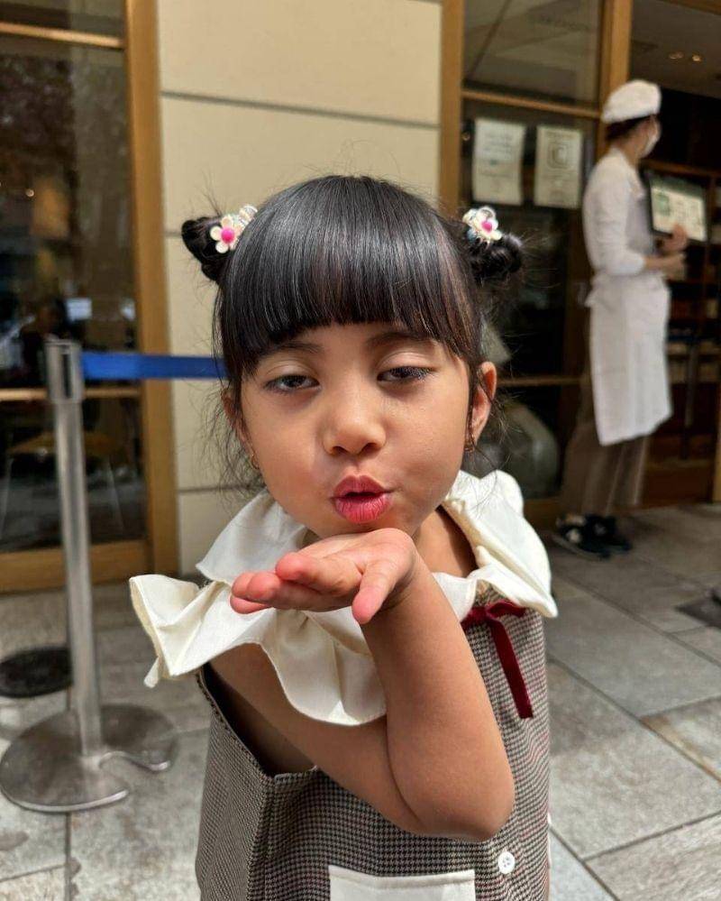 Tiktok.com/@rachelvennya